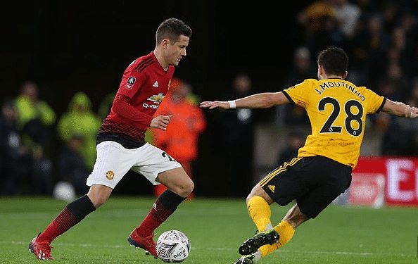 屡屡以迅猛 屡屡以迅猛